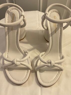 Gianvito Rossi White Block Heel Sandals Size 41